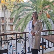 Profesora de Ciencias Naturales, clases de biología, química y física, de 6to a 4to medio